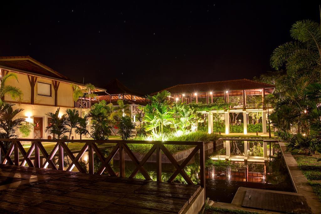 Ranna 212 Beach Resort Кахандамодара Экстерьер фото