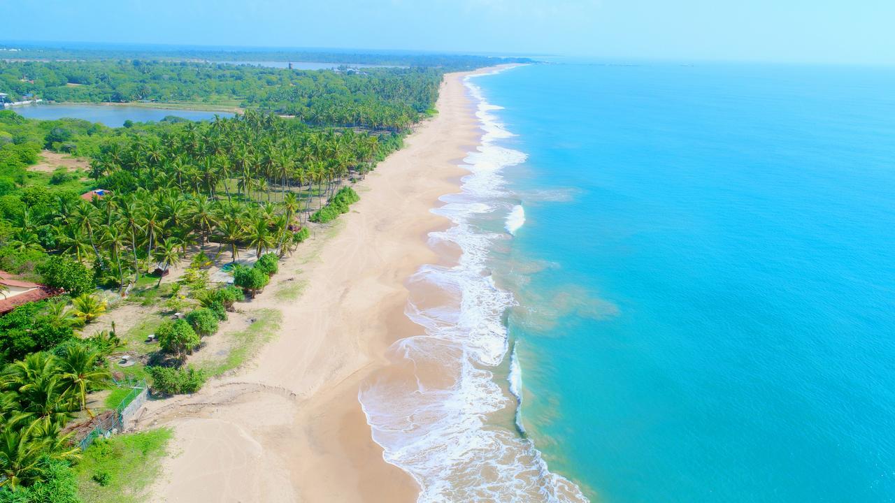 Ranna 212 Beach Resort Кахандамодара Экстерьер фото