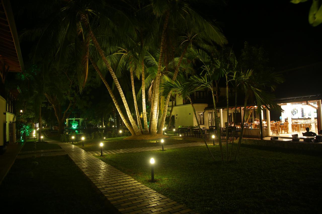 Ranna 212 Beach Resort Кахандамодара Экстерьер фото